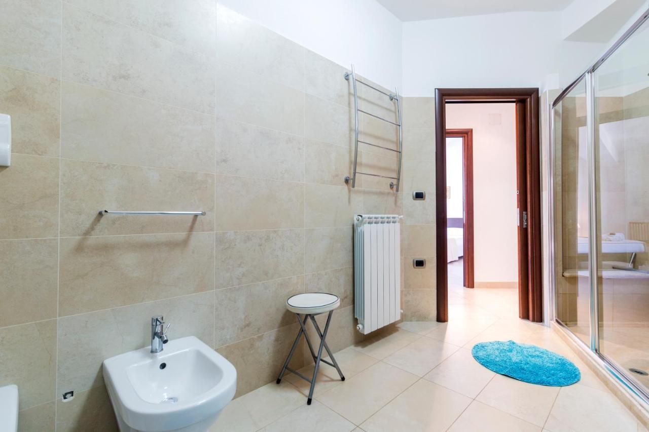 Royal Suite Apartment Cala Gonone Exterior foto